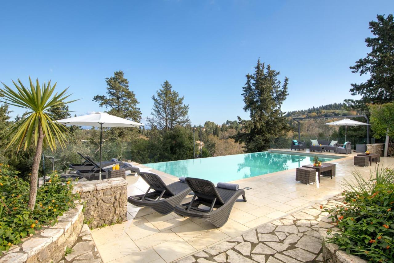 Villa Iremia By Rodostamo Collection Gazatika Exterior photo
