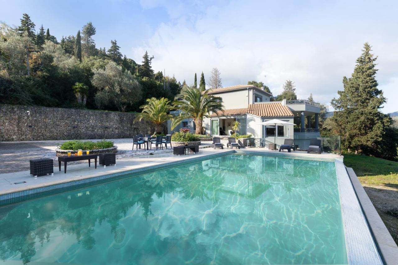 Villa Iremia By Rodostamo Collection Gazatika Exterior photo